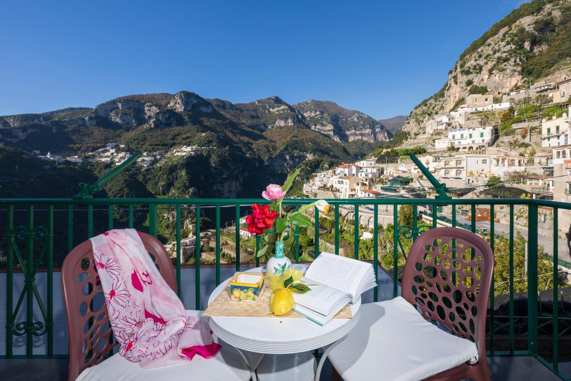 Dint'A Torre Bed And Breakfast Скала Екстериор снимка