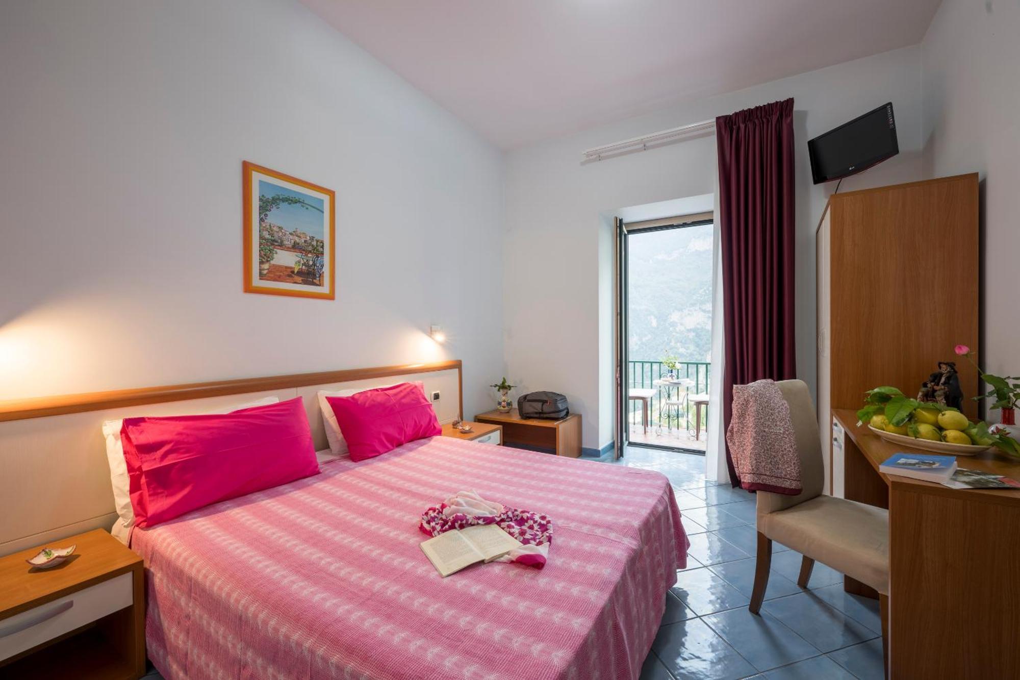 Dint'A Torre Bed And Breakfast Скала Екстериор снимка