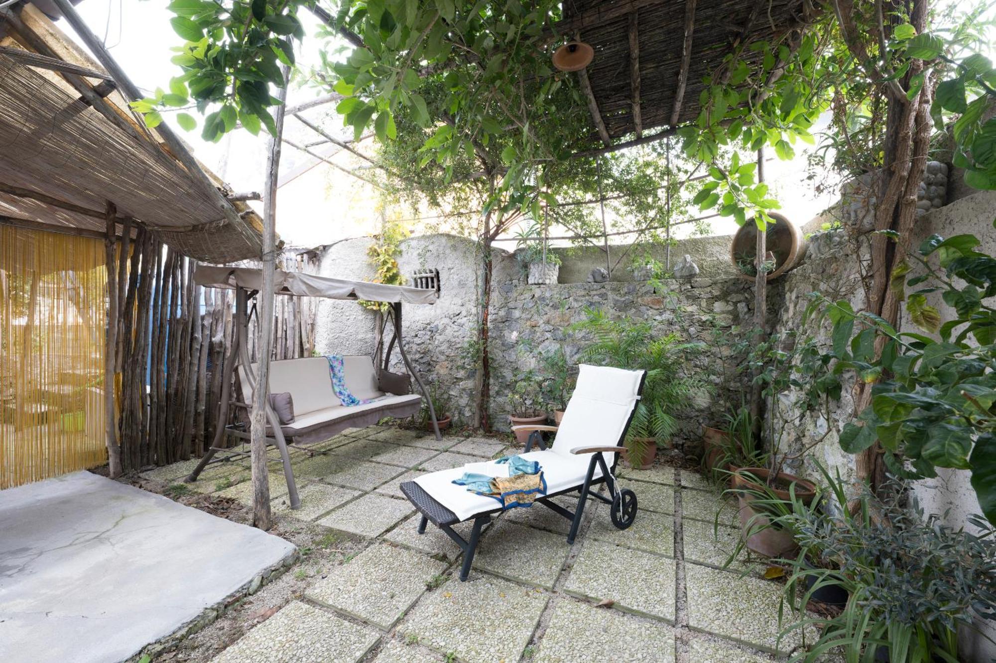 Dint'A Torre Bed And Breakfast Скала Екстериор снимка